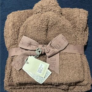 Barefoot Dreams Cozychic Pom Pom Beanie & Scarf Set Chestnut One Size New